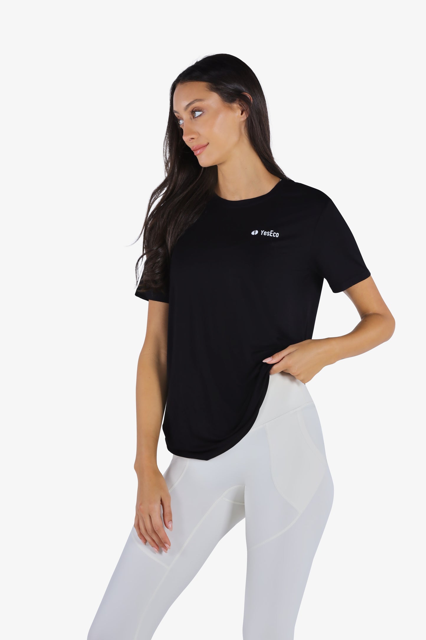 YesEco Women’s Black Round Neck T-Shirt – Effortless Elegance & Comfort