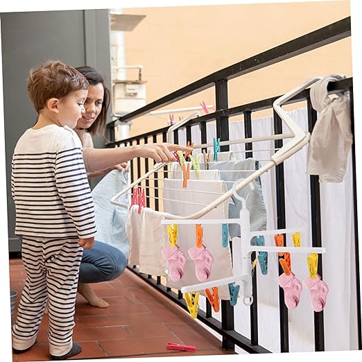 Clothes Hanger with Peg Clips